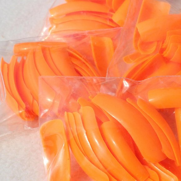 HUGE LOT 75 PACKS /24 PER PACK (1800 TOTAL) BRIGHT ORANGE LONG NAIL TIPS FALSE - Picture 1 of 2